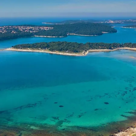 New Seve Ii With Pool, Near The Town Center, 3km From The Villa *